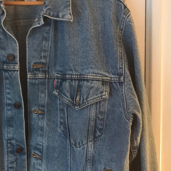 Vintage Levi’s Denim Trucker Jacket - Picture 3 of 8